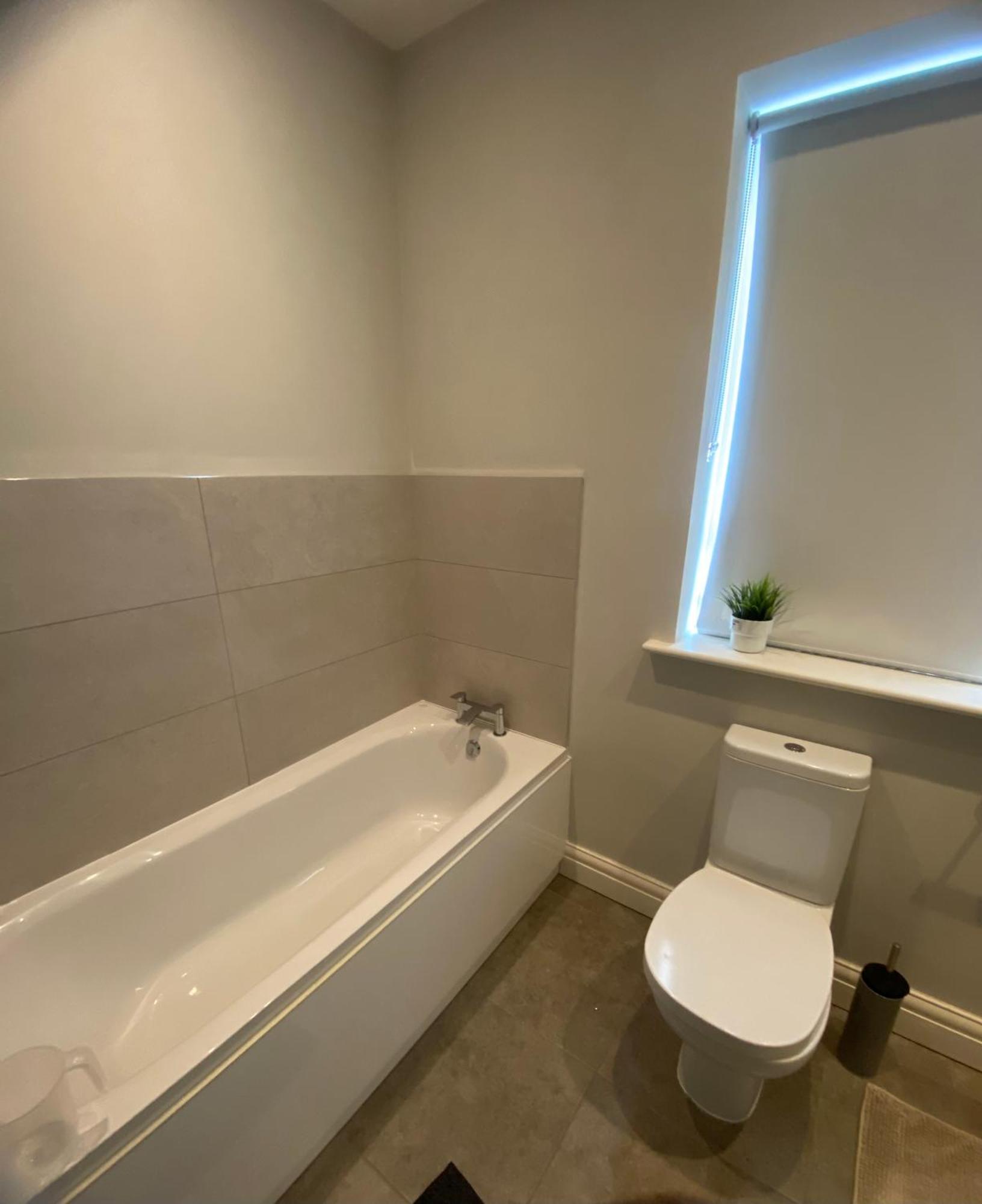 Extra Large Room In New House At Citywest Dublin Eksteriør bilde