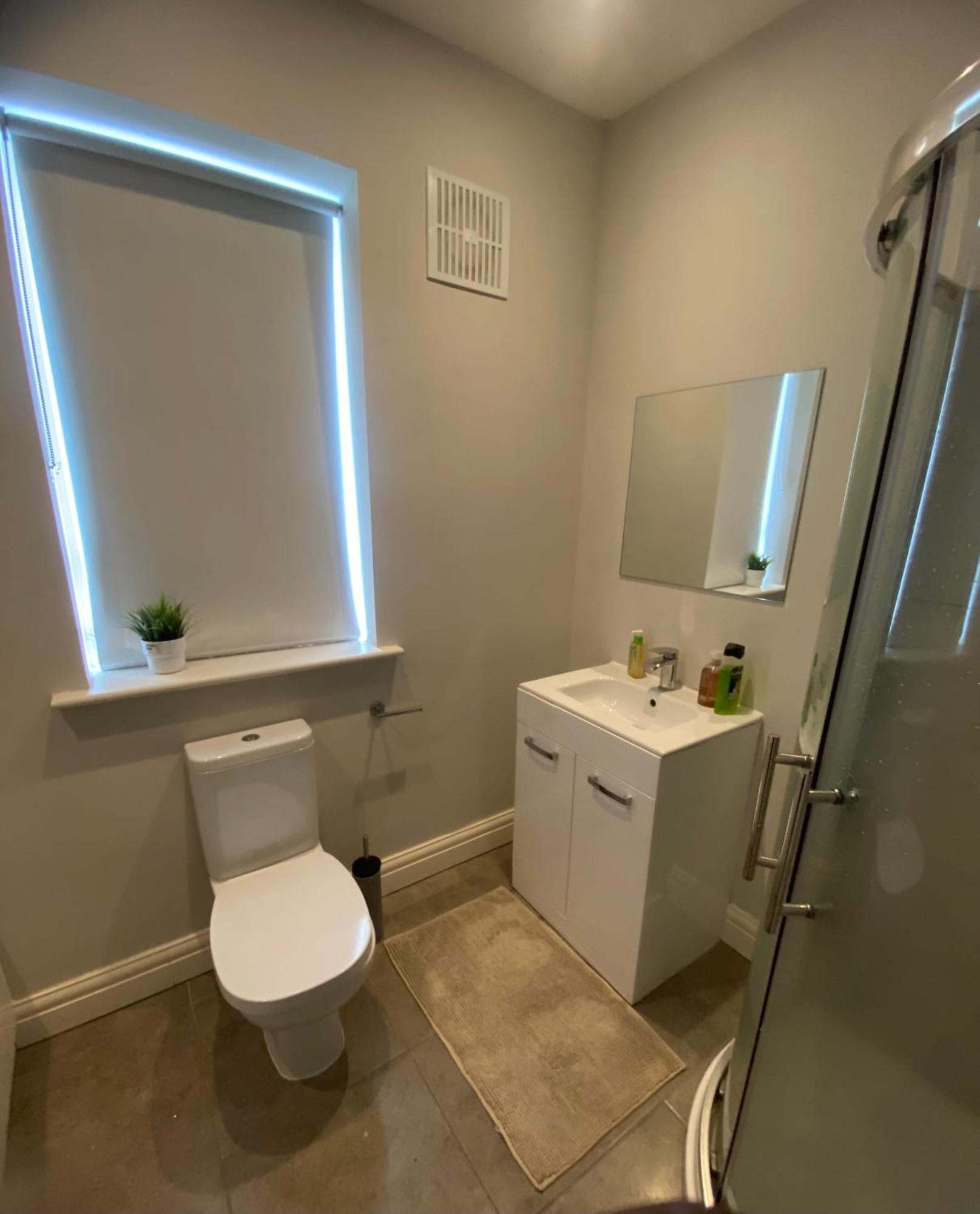 Extra Large Room In New House At Citywest Dublin Eksteriør bilde