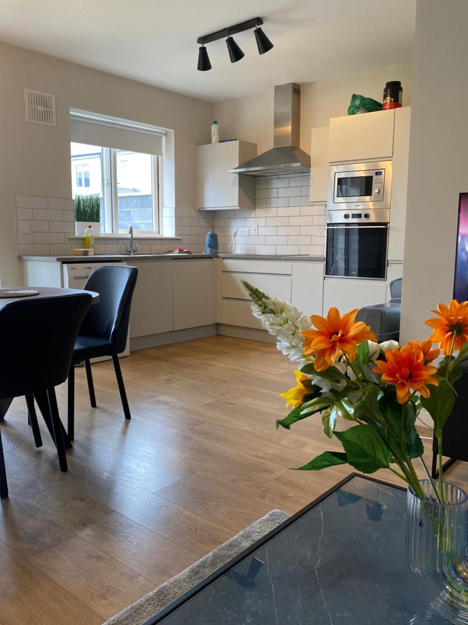 Extra Large Room In New House At Citywest Dublin Eksteriør bilde