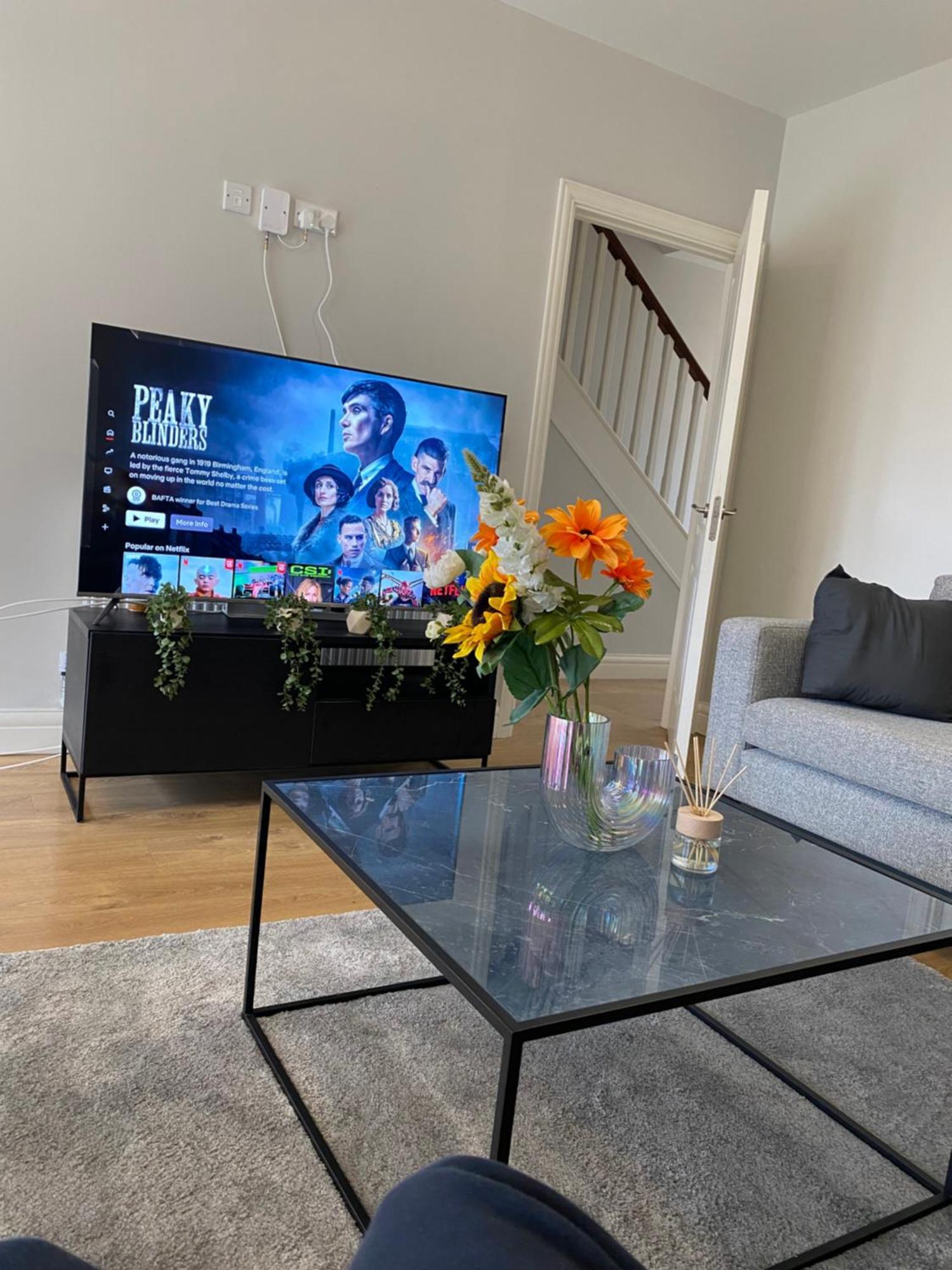 Extra Large Room In New House At Citywest Dublin Eksteriør bilde